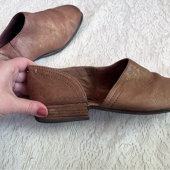 OTBT Coyote hickory leather d’orsay shoe - Picture 8 of 8